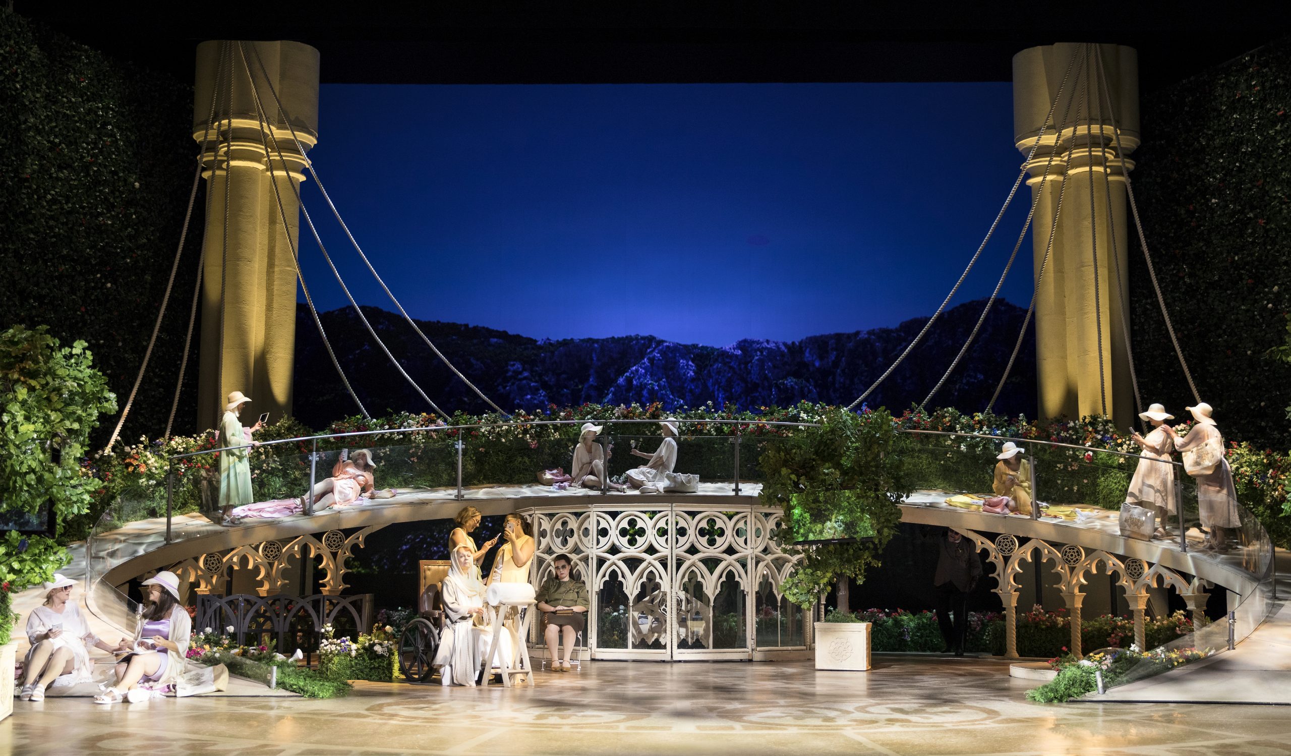 Läs mer om artikeln Tjajkovskijs svanesång i tafatt regi